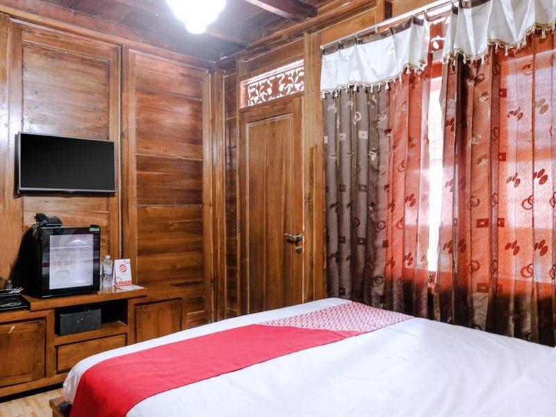 Capital O 892 Grand Pujon View Hotel And Resort Batu  Exterior photo