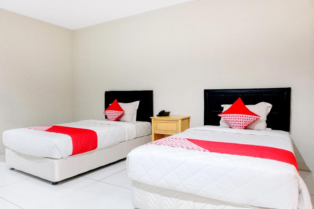 Capital O 892 Grand Pujon View Hotel And Resort Batu  Exterior photo