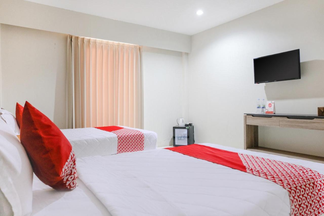 Capital O 892 Grand Pujon View Hotel And Resort Batu  Exterior photo