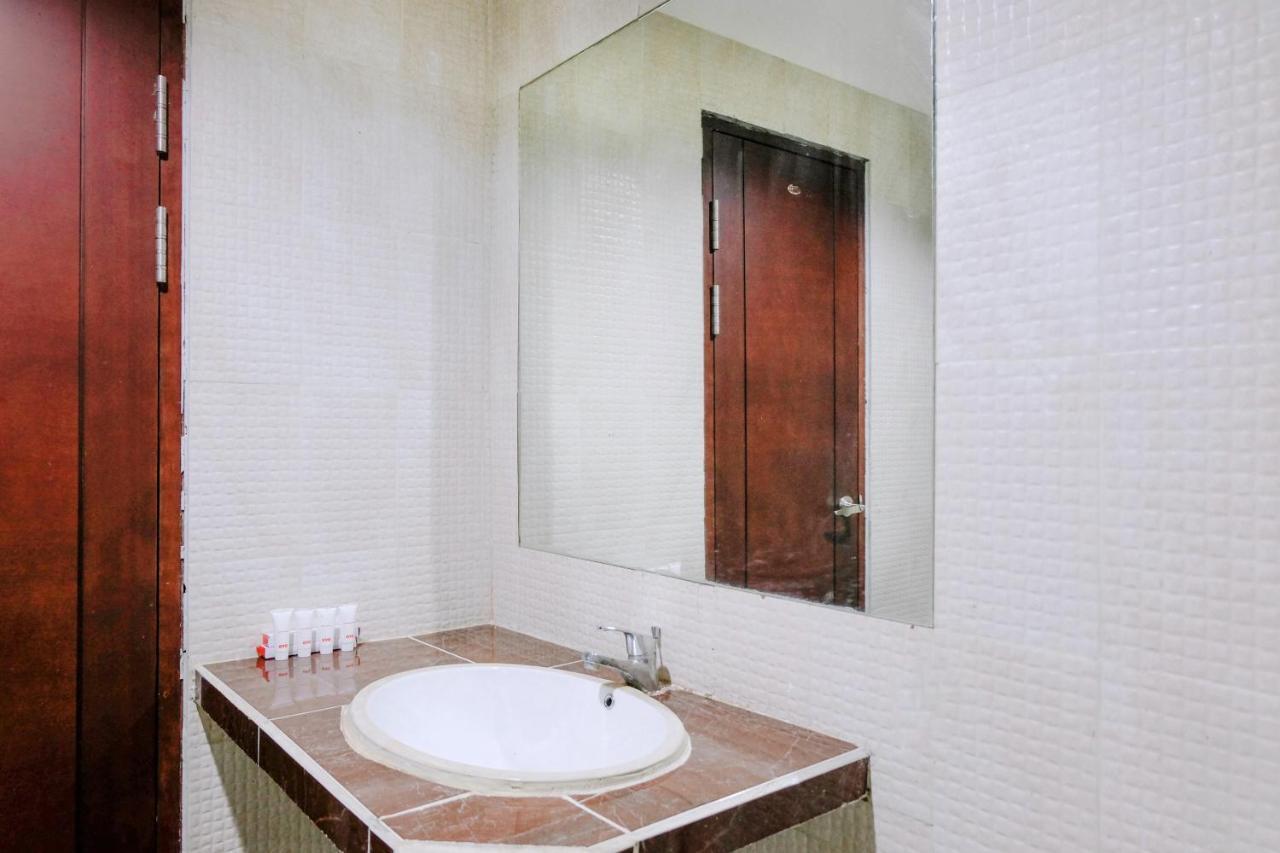 Capital O 892 Grand Pujon View Hotel And Resort Batu  Exterior photo