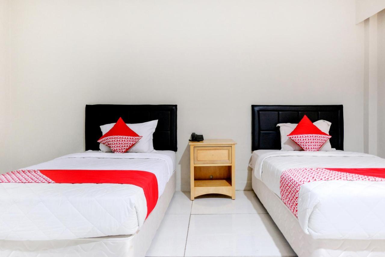 Capital O 892 Grand Pujon View Hotel And Resort Batu  Exterior photo