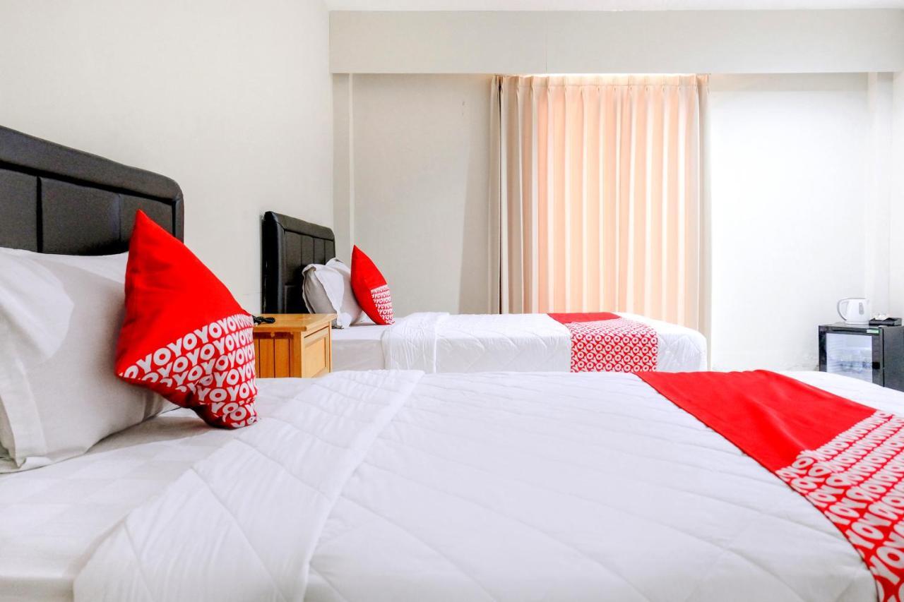 Capital O 892 Grand Pujon View Hotel And Resort Batu  Exterior photo