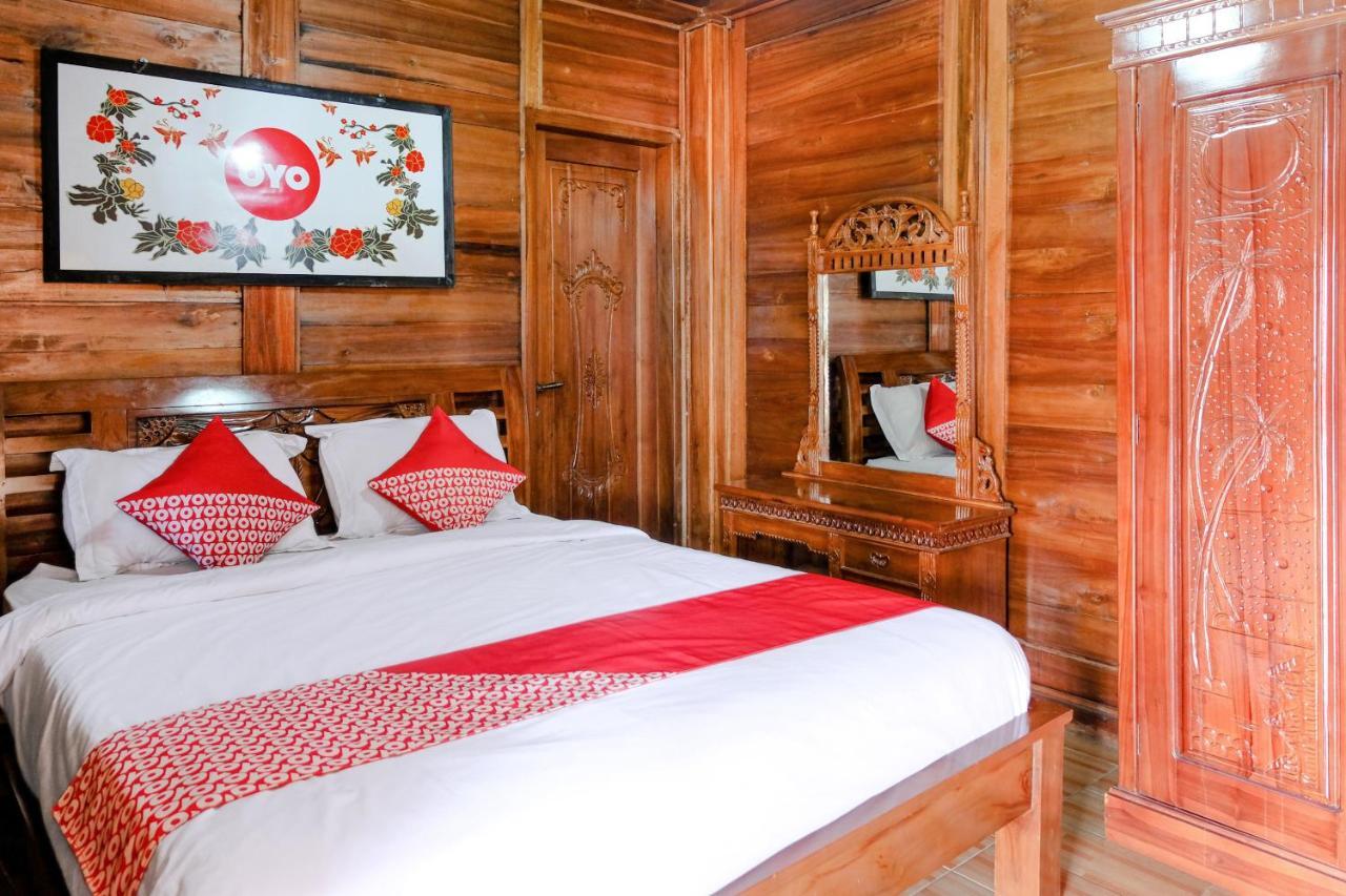 Capital O 892 Grand Pujon View Hotel And Resort Batu  Exterior photo