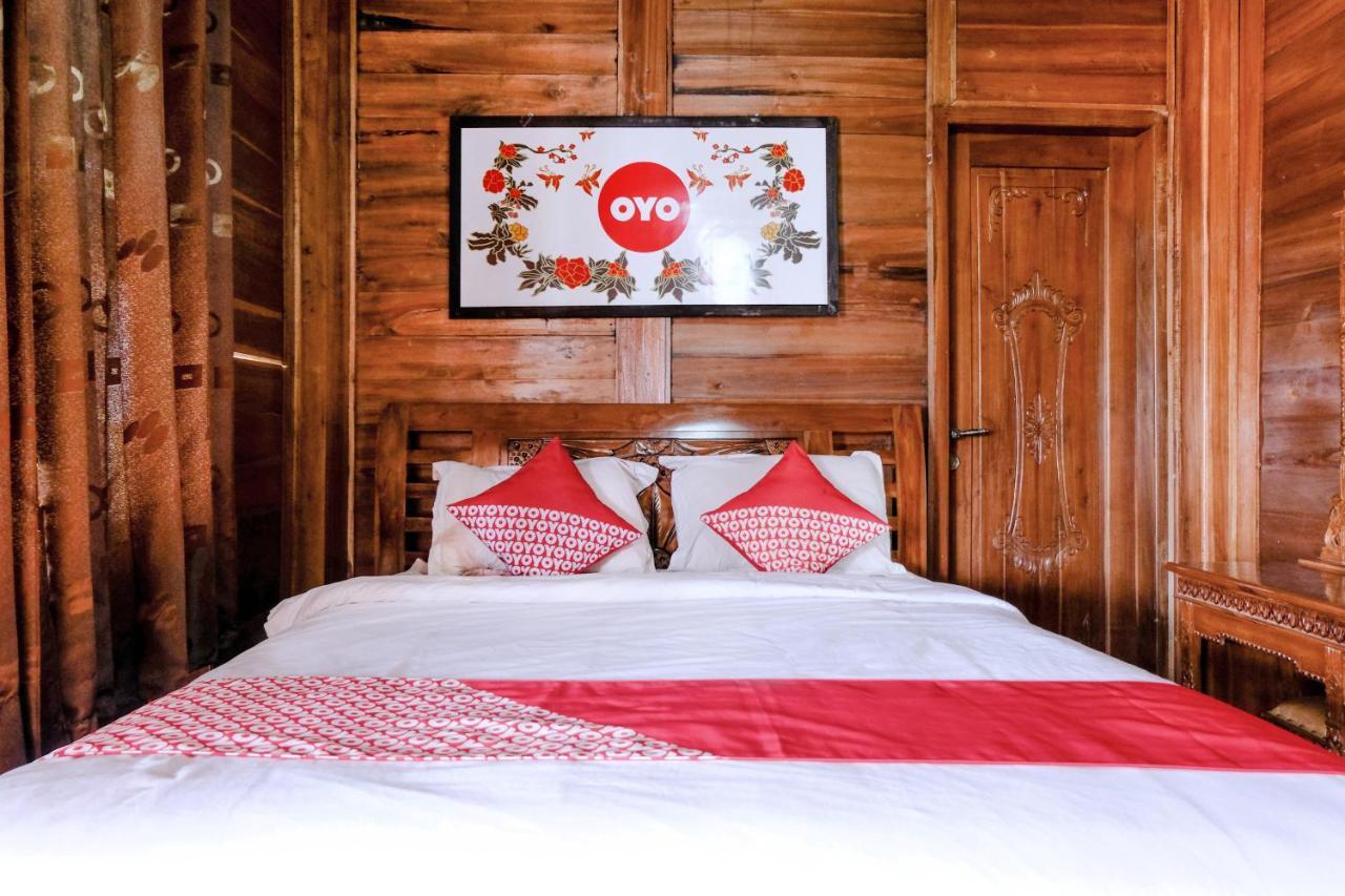 Capital O 892 Grand Pujon View Hotel And Resort Batu  Exterior photo